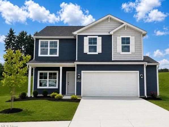 3842 Leasure Farms Dr, Zanesville, OH 43701