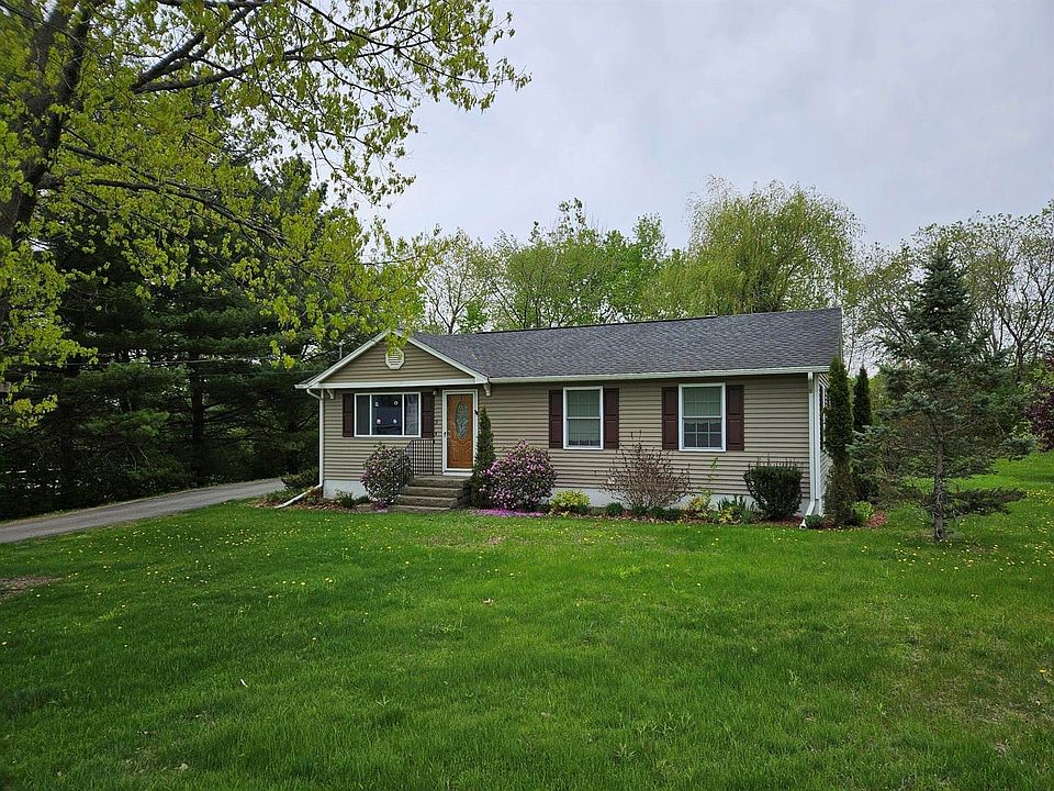 1st image of 3 Brayley Ave