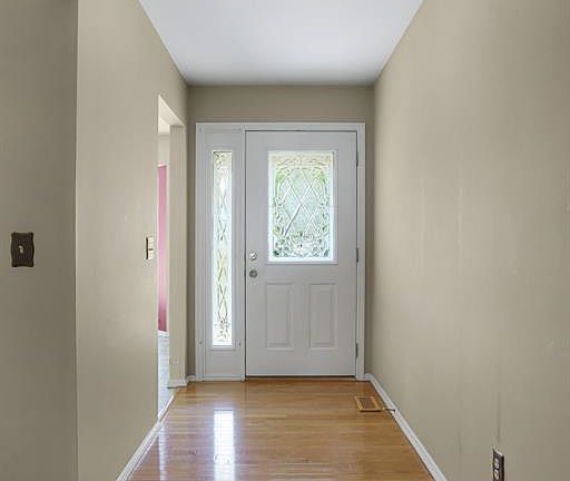 3rd image of 32 Green Park Ln #32A