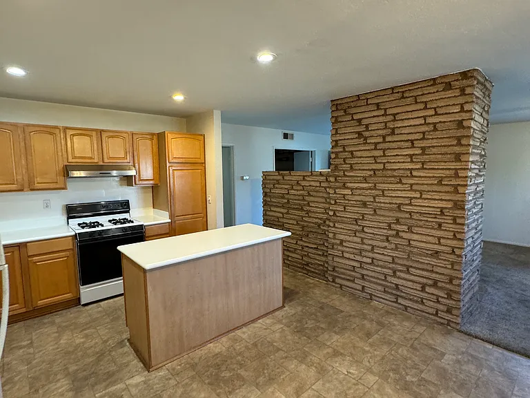3345 Eton Ave — Photo 42
