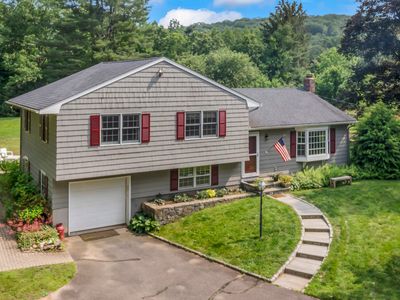 128 Walnut Tree Hill Road, Sandy Hook, CT, 06482