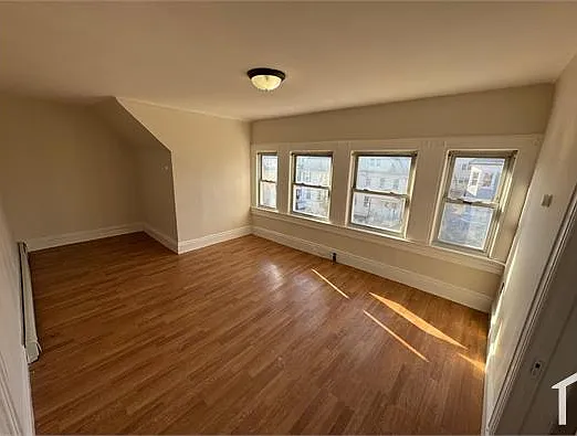 872-874 S 15th St #3 — Photo 2