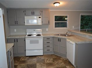 4015 Price Rd, Stoneville, NC 27048