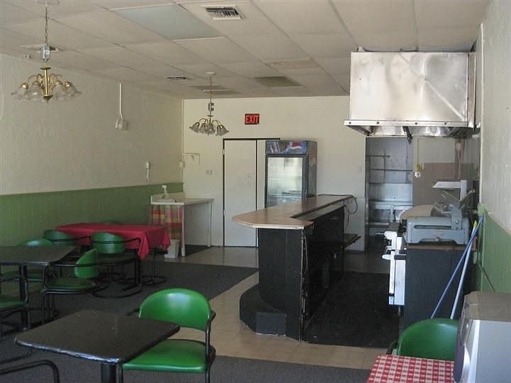 2nd image of 318 Seabreeze Blvd