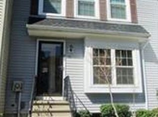 42 Lantern Ln, Sayreville, NJ
