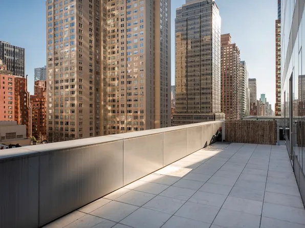 1065 Second Avenue image 1 of 17