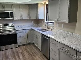 48 Elkins Ln, Springboro, OH 45066