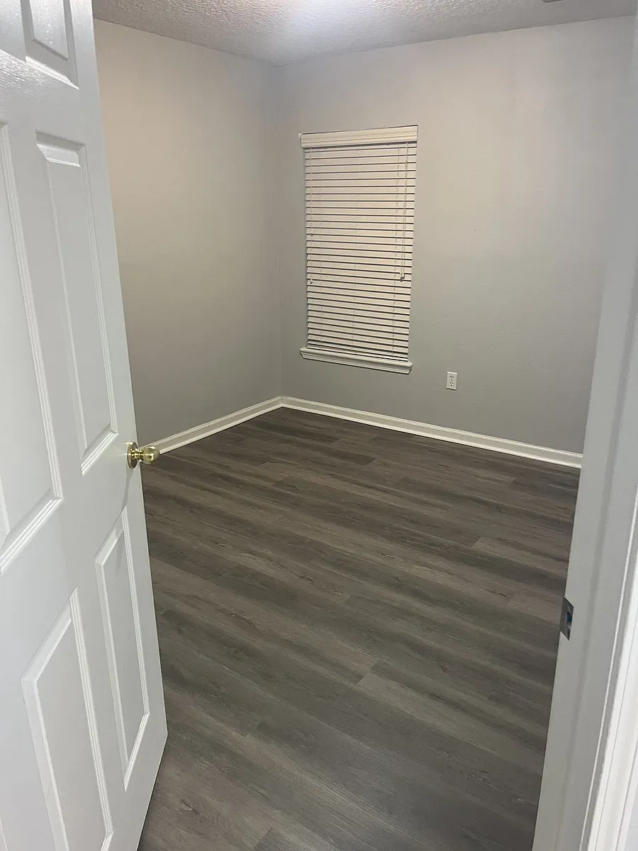 Building Photo - 3680 Kirkpatrick Cir #13