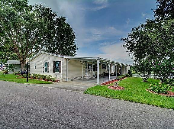 2nd image of 311 Kingslake Dr