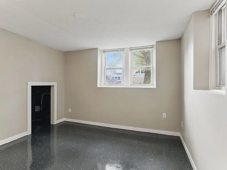 418 Pierce — Photo 11