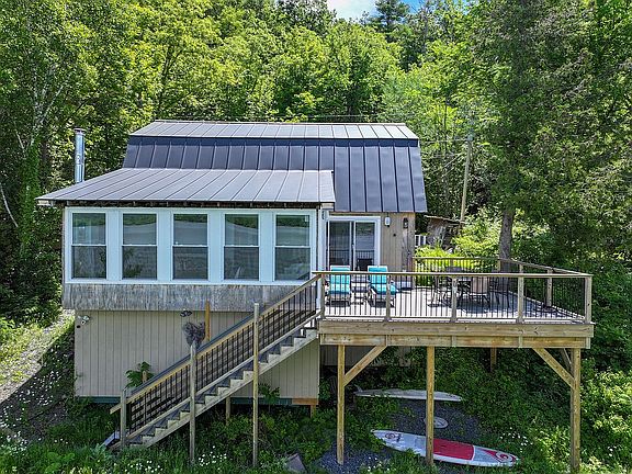 5th image of 587 Singing Cedars Rd