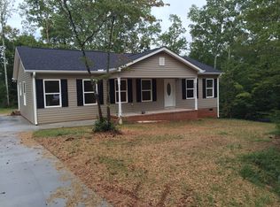 141 Pinetree Ln, Easley, SC 29630