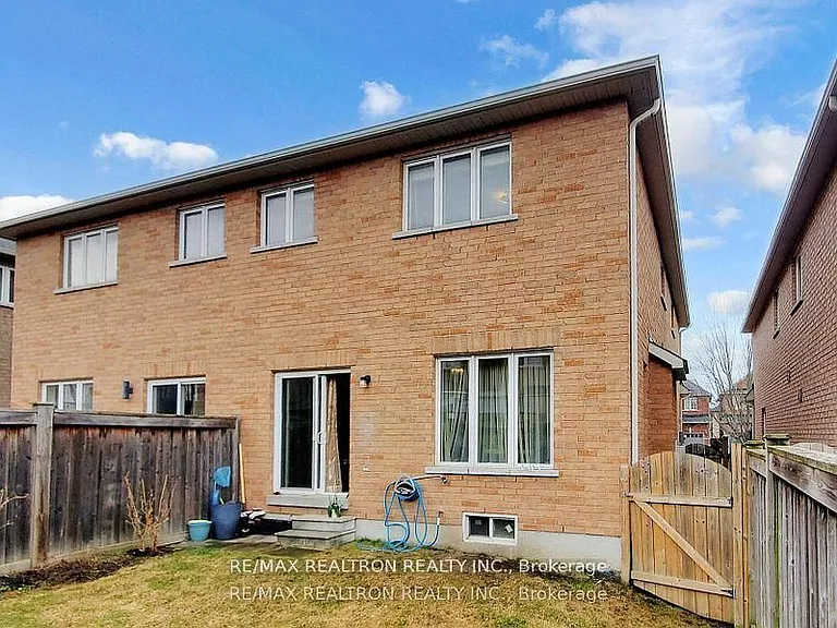 37 Jonas Millway Whitchurch — Photo 37