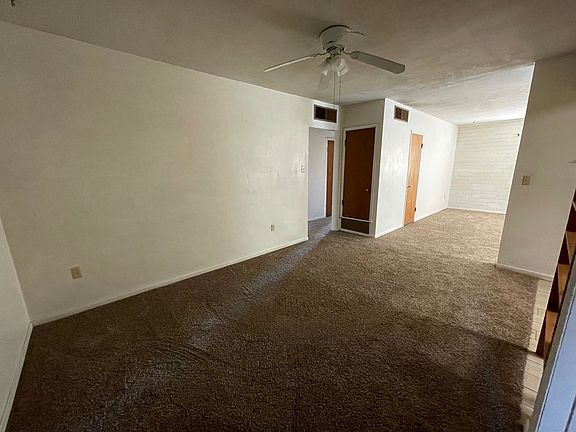 5th image of 1325 Evans Dr