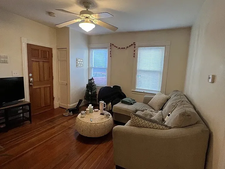72 Gore St #1 — Photo 4