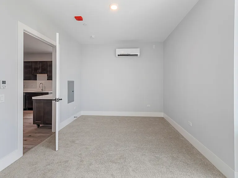 The Pierce At 7 Van Buren — Photo 38