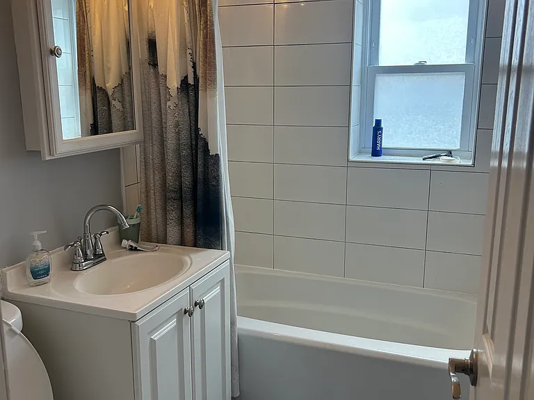 1701 E St #17 — Photo 8