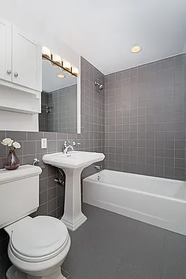 Sold by Space Marketing Shop | media 17