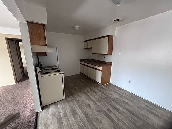 2nd image of 16481 E Ten Mile Rd APT 2