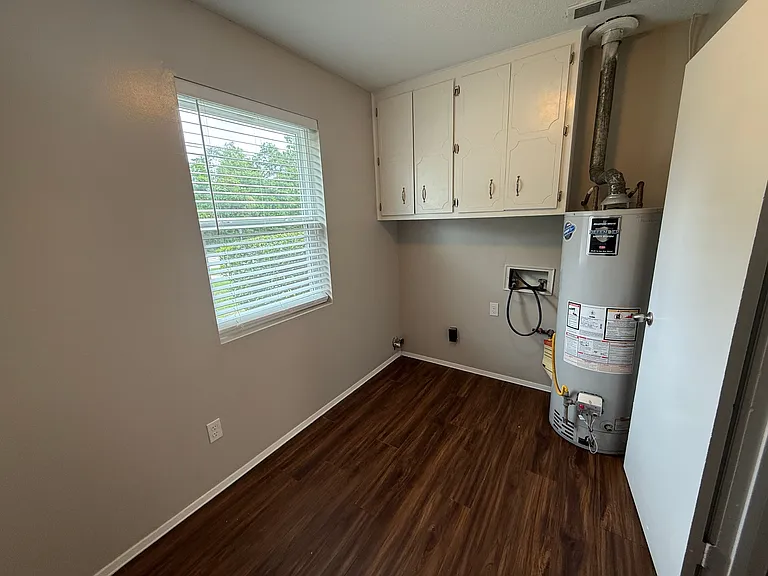 2414 Cox Rd — Photo 19