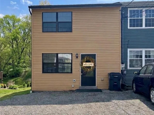 71 Meanor St, Imperial, PA 15126
