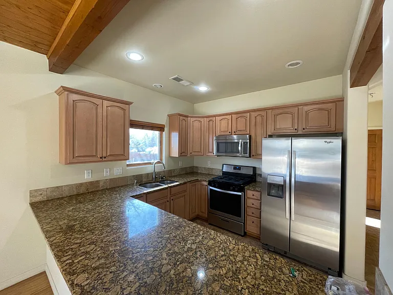 2600 W Zia Rd #V2 — Photo 6