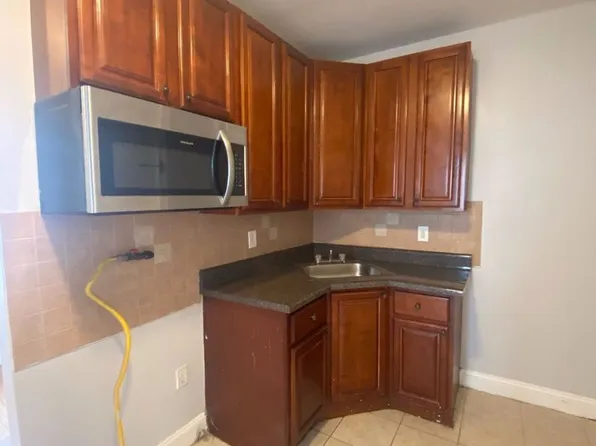 700 Bergenline Ave, Union City, NJ 07087