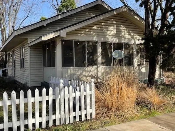 325 W Tonhawa St, Norman, OK 73069