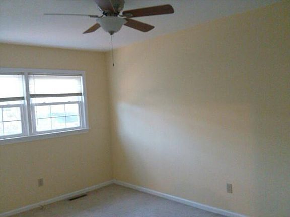 2nd image of 399 Deputy Ln Unit B