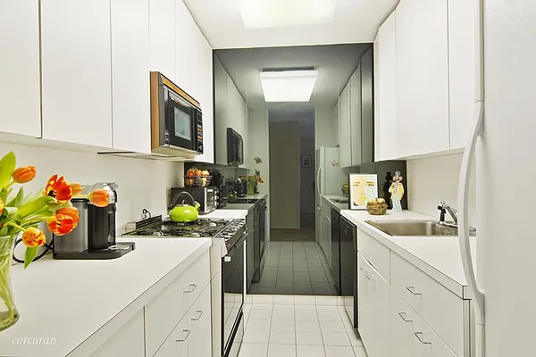 Sold by Corcoran | media 3