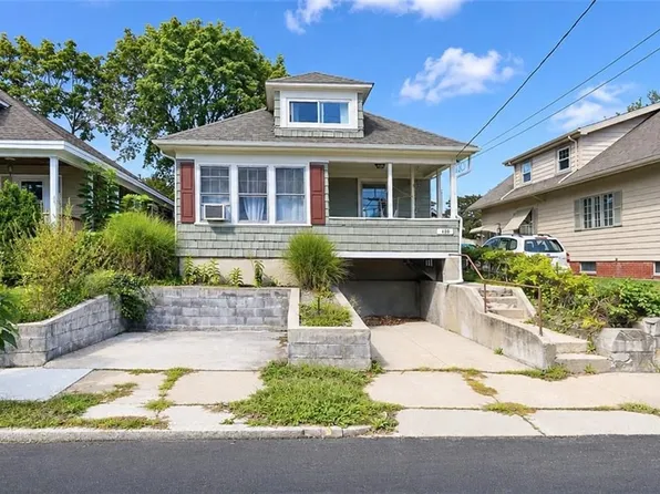 183 Narragansett St, Cranston, RI 02905
