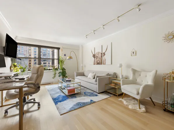 132 E 35th St #9L, Manhattan, NY 10016