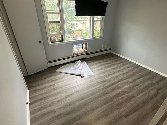2nd image of 1599 Oliver St #2L