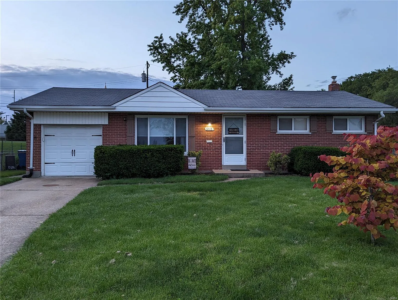 9553 Yaffbury Ln photo 1