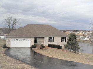 839 Bridgewater Xing, Villa Ridge, MO 63089