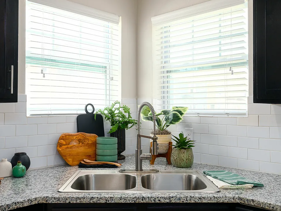 Enjoy a Stylish Kitchen with Granite Countertops at Seaglass Apartments - Elevate Your Corpus Christi Living