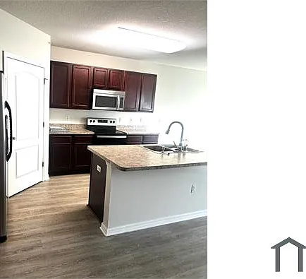 345 Nova Dr — Photo 4