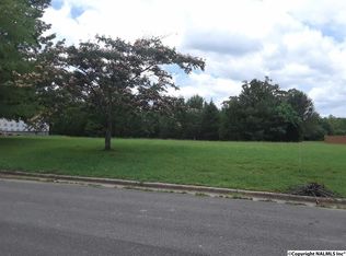 103 Guernsey St, Owens X Rds, AL 35763