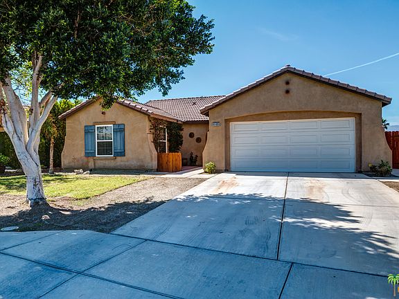 2nd image of 83305 Pueblo Bonito Ave