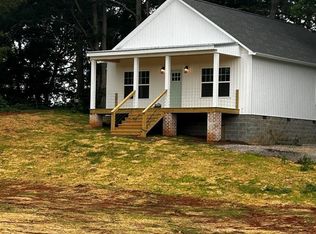 547 Pates Ford Rd, Walling, TN 38587