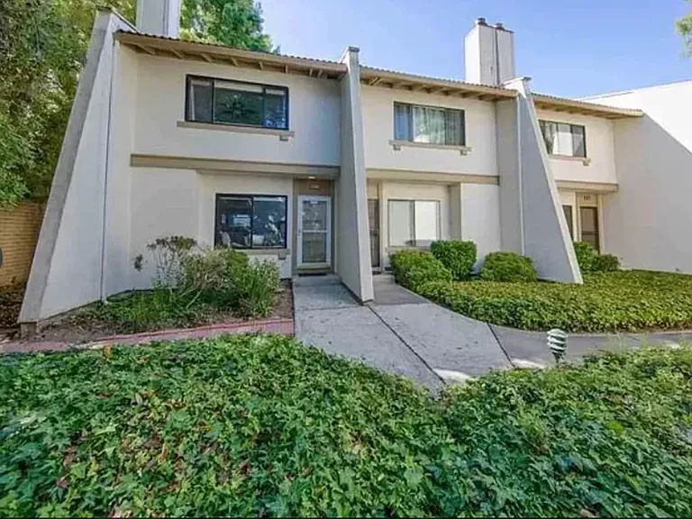 38727 Aurora Ter #20 — Photo 6