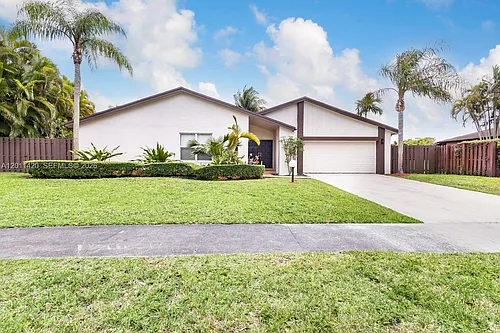 13530 SW 109th Ter Photo 1
