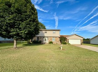 108 Murray Dr, Muscle Shoals, AL 35661