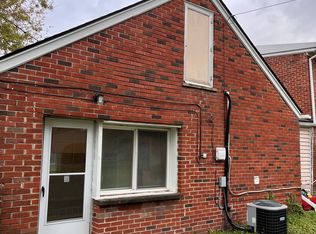 20832 Helle Ave APT B, Warren, MI 48089