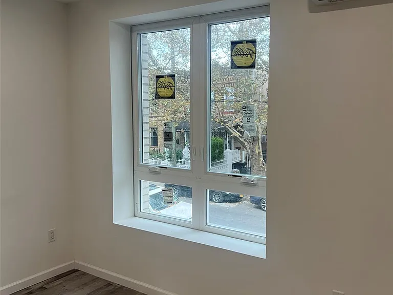 518 Thatford Ave #3 — Photo 9