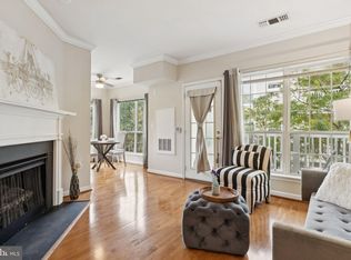 4561 Strutfield Ln APT 3305, Alexandria, VA 22311