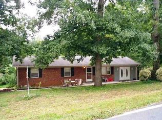 1110 Hillcrest Dr, Thomasville, NC 27360