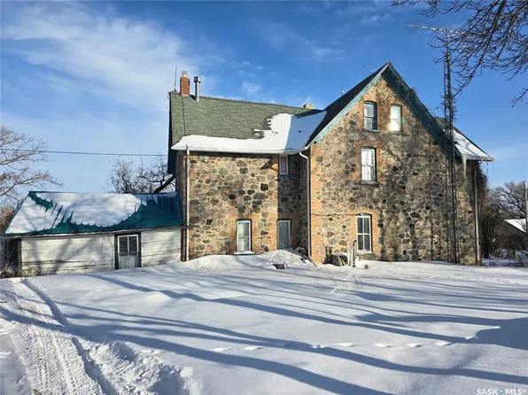 934 MAIN STREET, Broadview, SK S0G 0K0