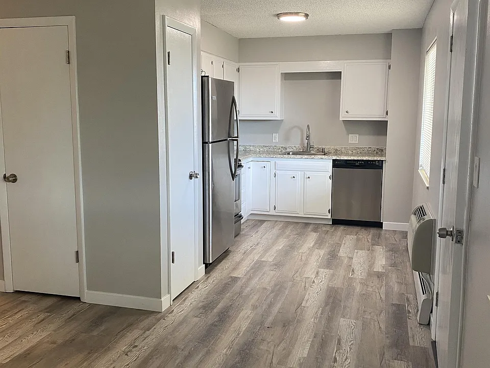 2907 State Farm Road - 2