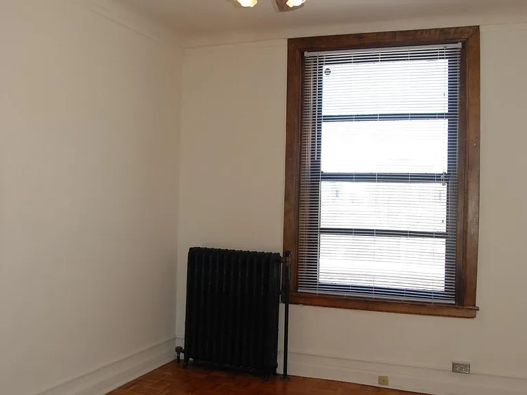 530 W Diversey — Photo 19